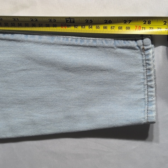 Forever21 Distressed Mom Jeans Size 26 - Picture 8 of 8